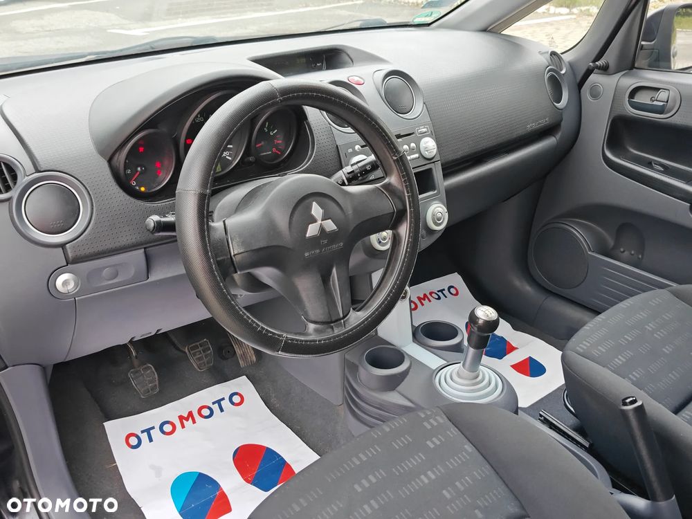 Mitsubishi Colt 1.1 Inform EU5 - 6