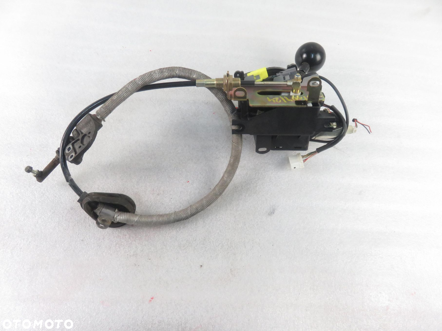 LEWAREK JAGUAR XJ (X308) 3.2 V8 237 - AJ32 LNA5850AA - 9