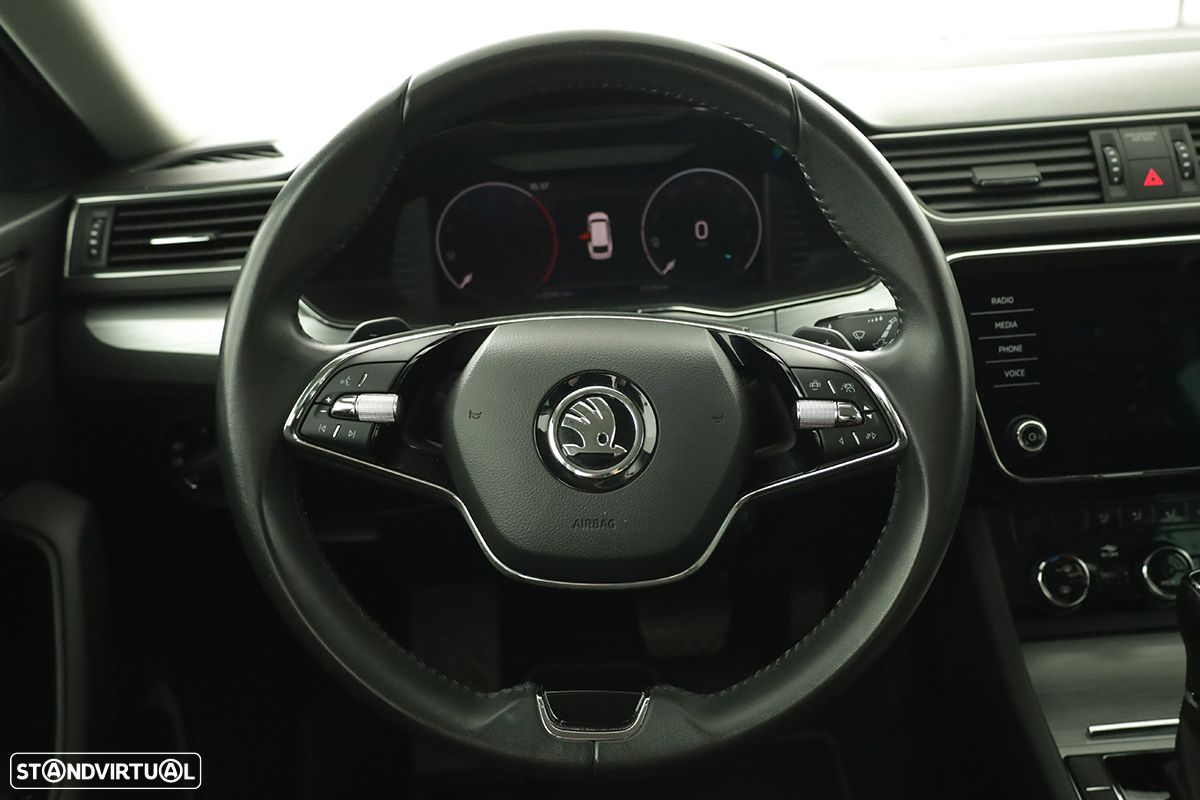 Skoda Superb Break 2.0 TDI Ambition DSG - 13