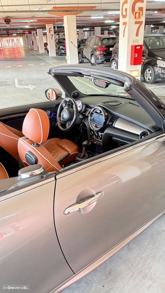 MINI Cabrio Cooper S Auto. Sidewalk - 10