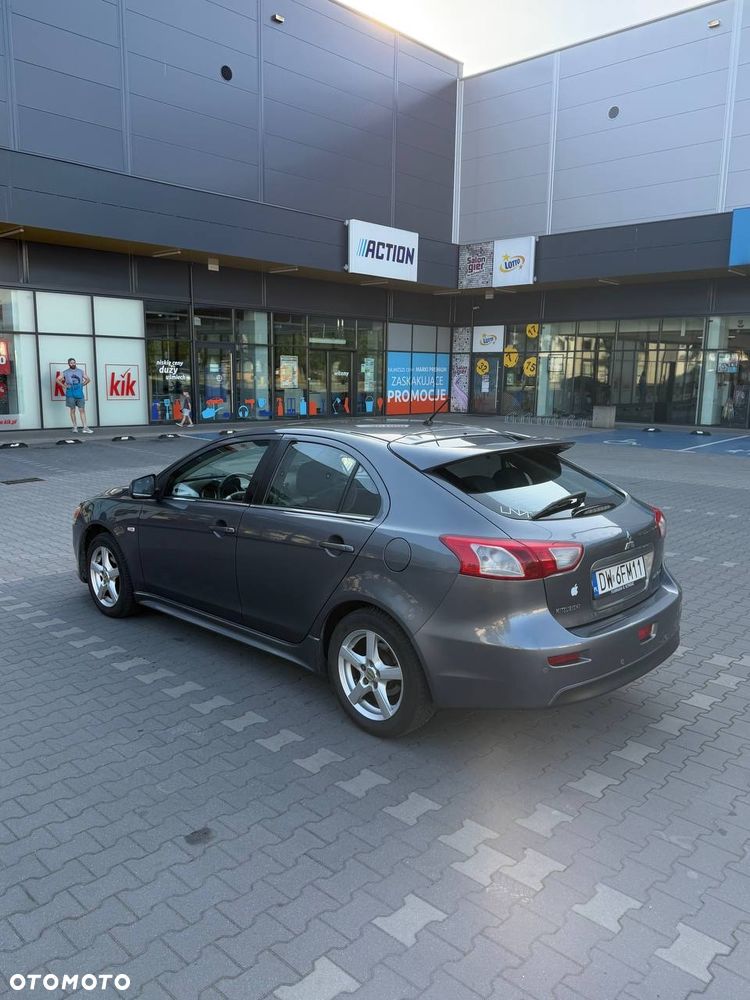 Mitsubishi Lancer 1.8 Intense - 9