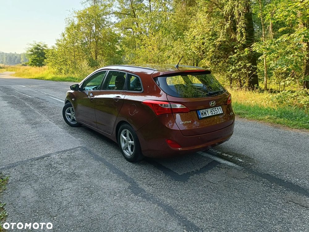 Hyundai i30 1.6 Comfort - 34