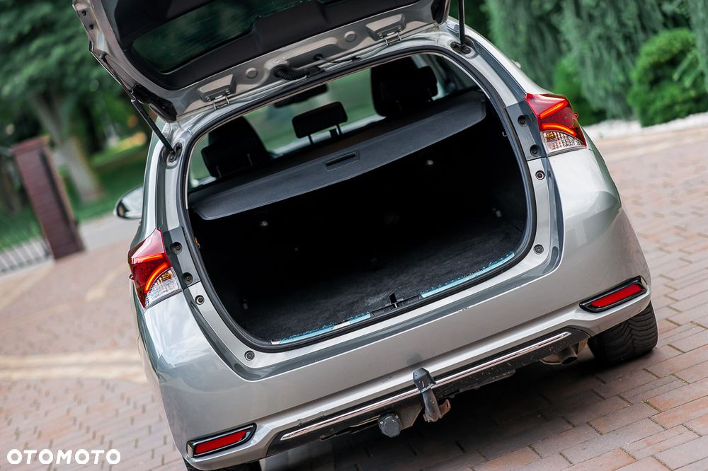 Toyota Auris 1.2 Turbo Design Edition - 10