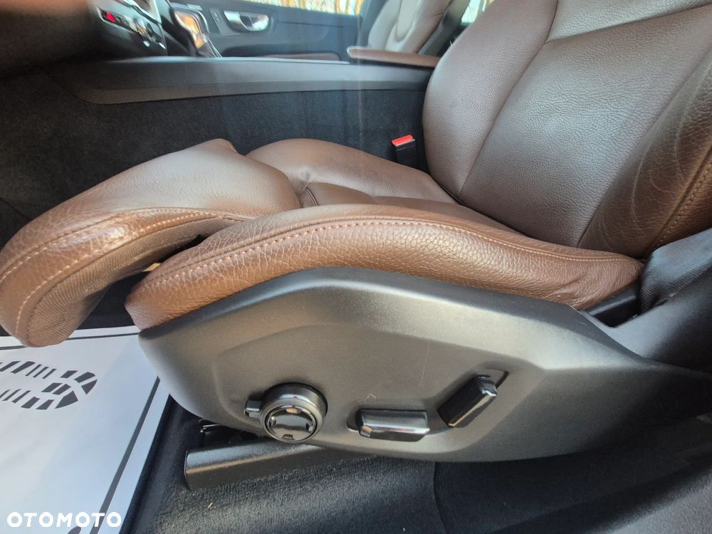 Volvo XC 60 D4 AWD Geartronic Inscription - 9