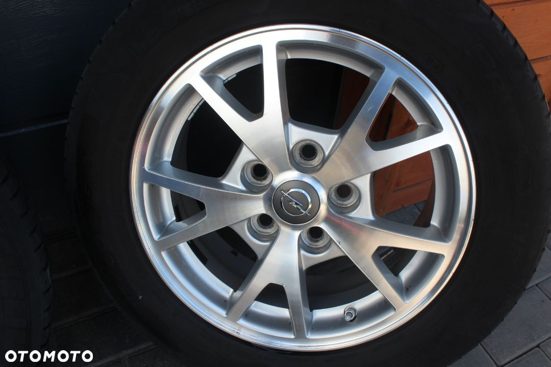 FELGI ALUMINIOWE OPONY 215/60 OPEL INSIGNIA A 16" 5x120 ET41 - 7