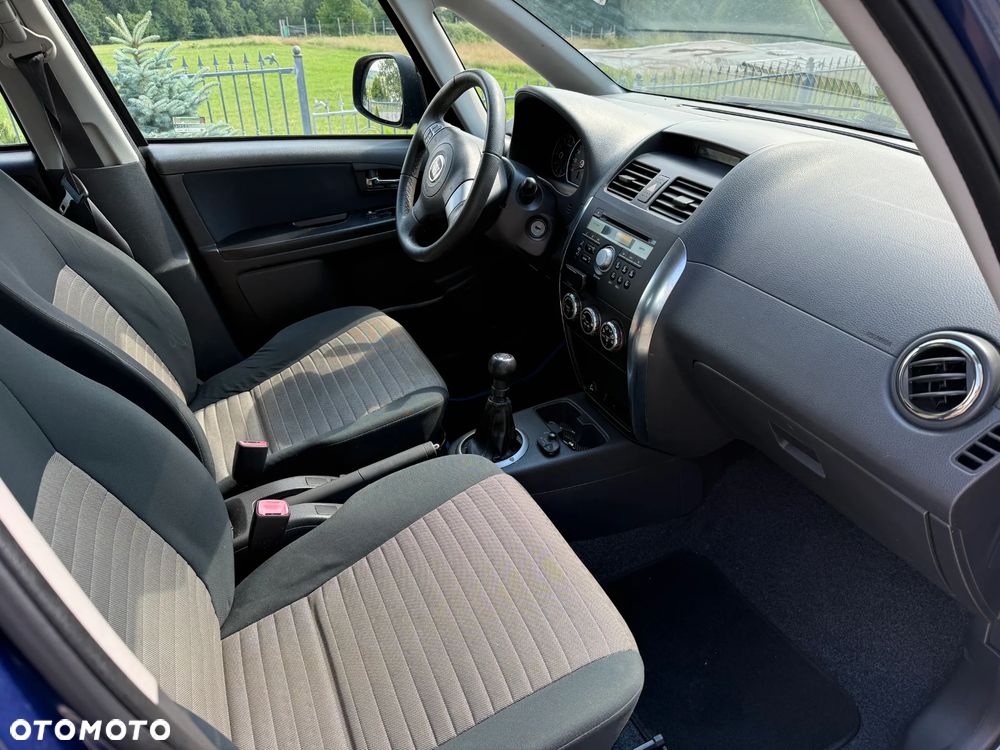 Fiat Sedici 1.6 16V 4x4 Luxury - 8