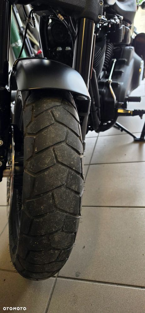 Harley-Davidson Softail Fat Bob - 17