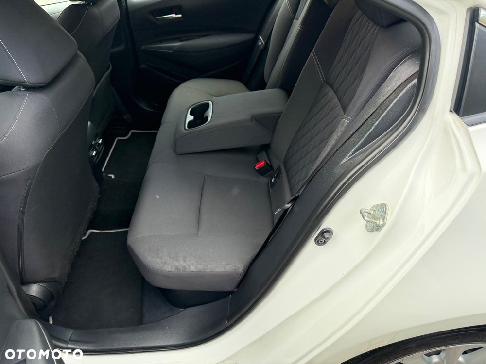 Toyota Corolla 1.8 Hybrid GPF Comfort - 24