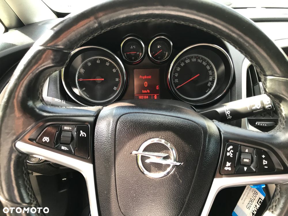Opel Astra 1.4 Turbo Design Edition - 3