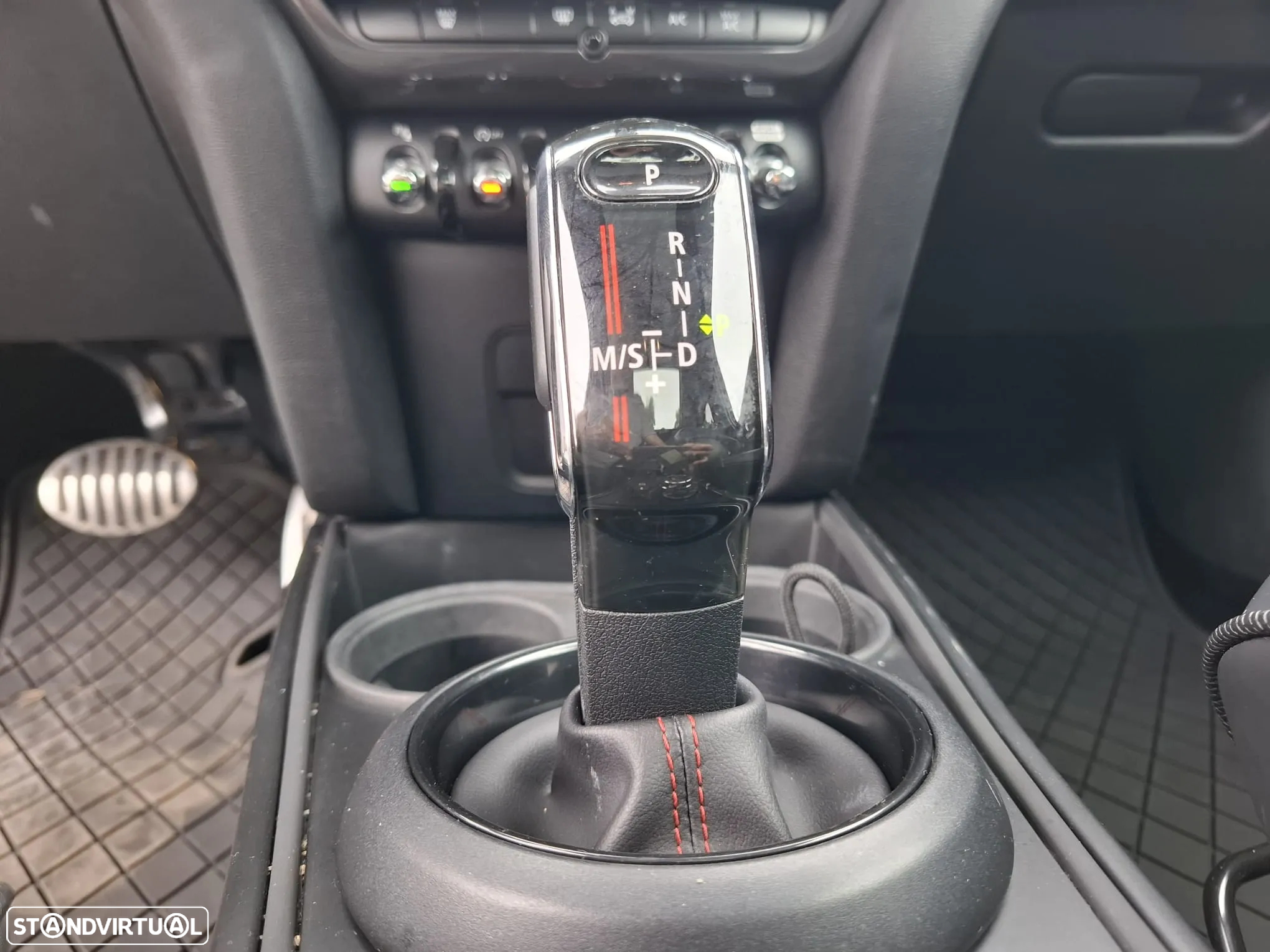 MINI Countryman Cooper SD Auto Desportiva - 43
