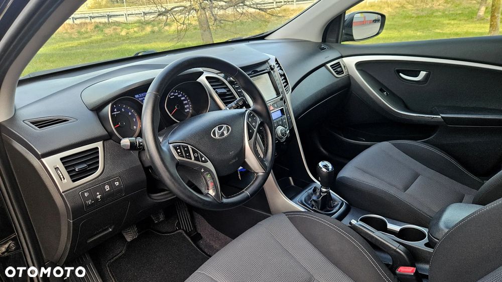 Hyundai i30 1.6 Fifa World Cup Edition - 29