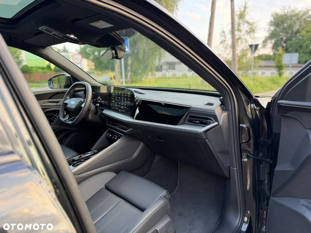 Audi Q5 Sportback 40 TDI quattro S tronic S line - 24