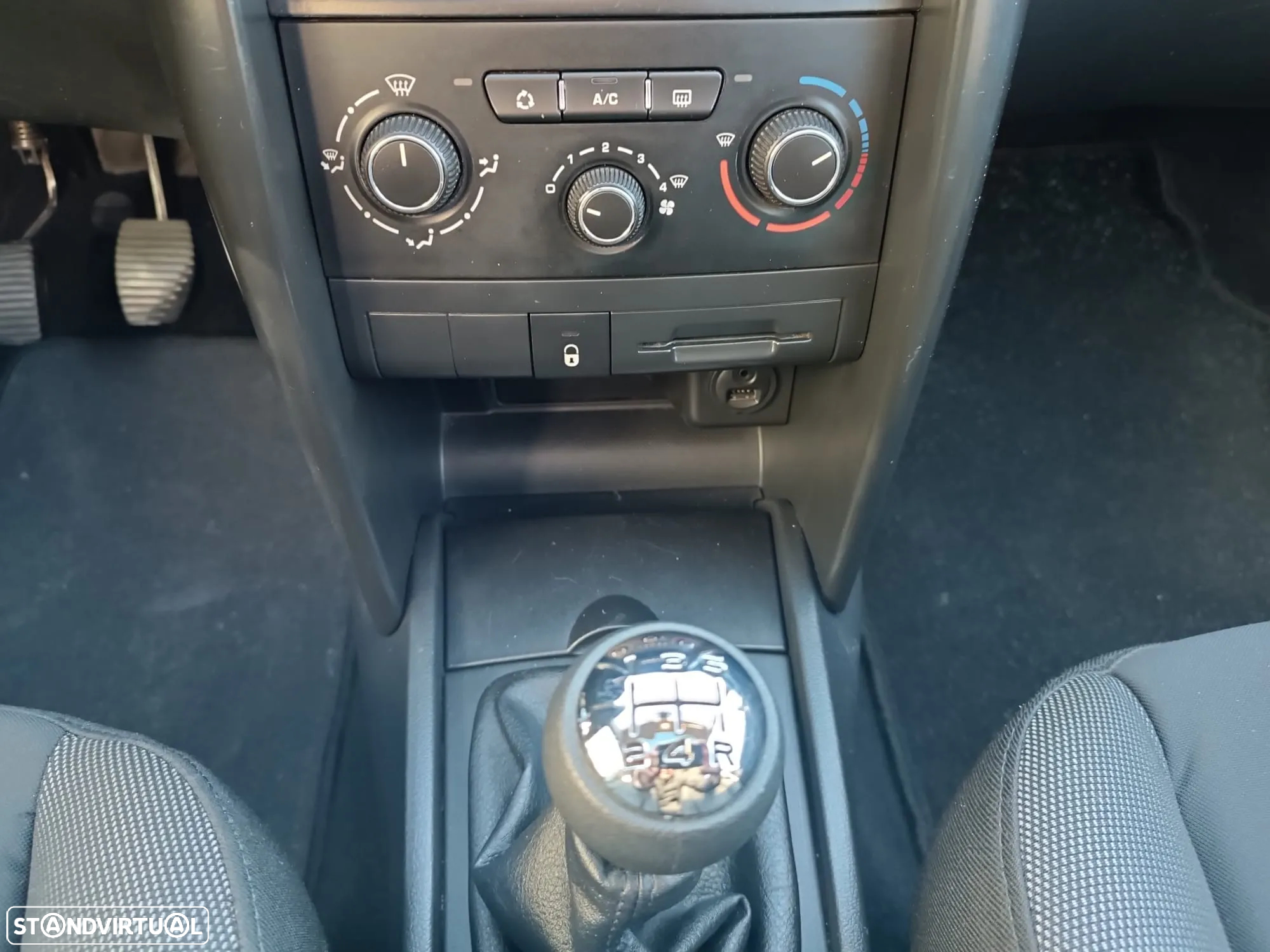 Peugeot 207 SW 1.4 Sport - 17