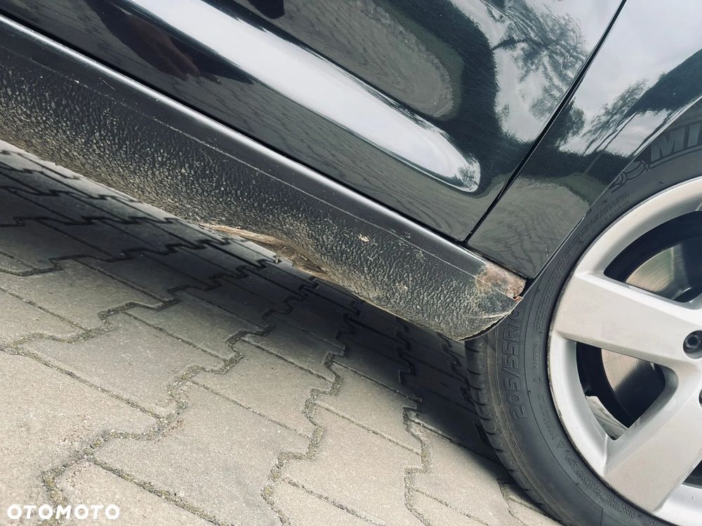 Volkswagen Touran 1.9 TDI United - 12