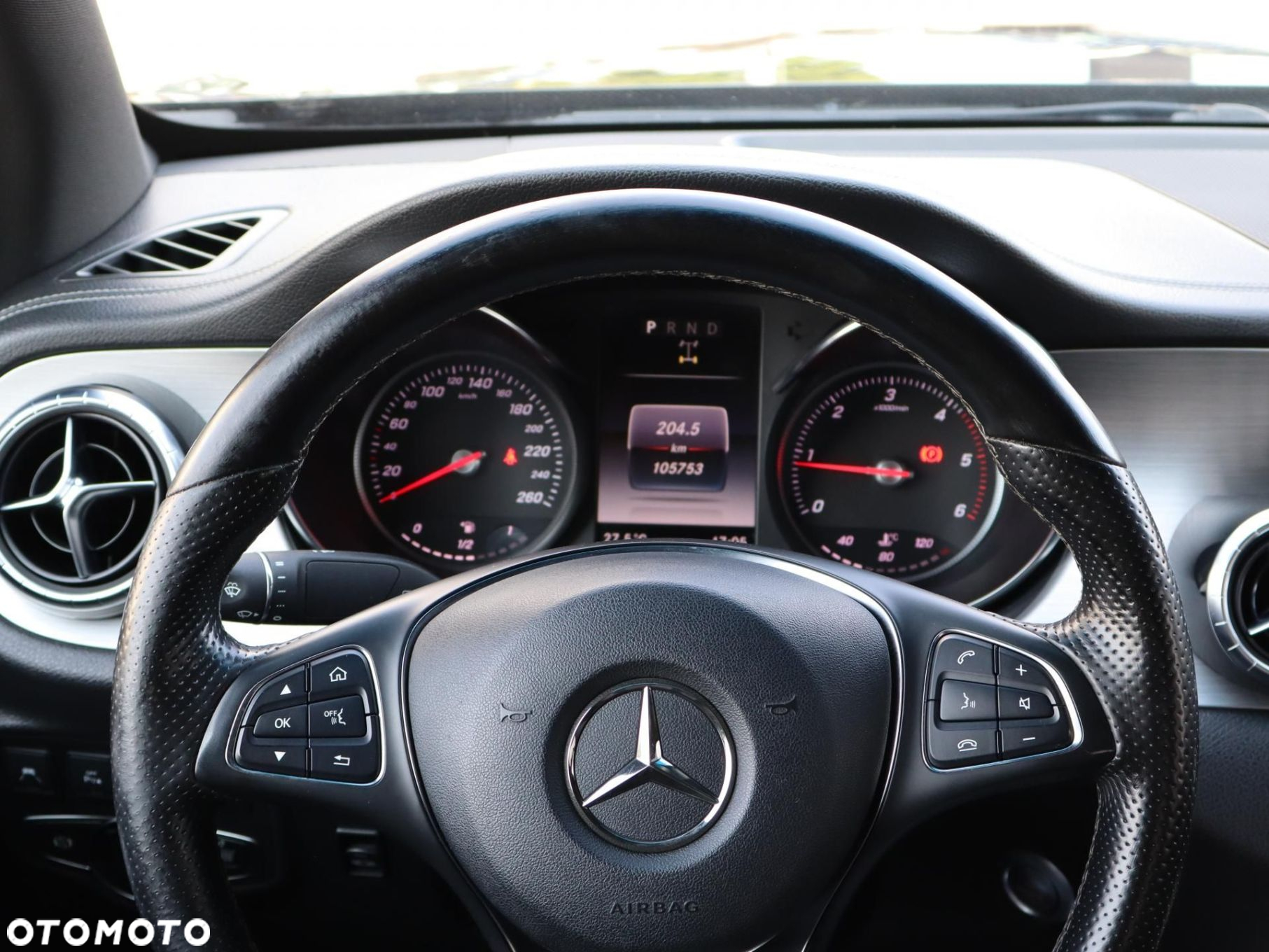Mercedes-Benz Klasa X - 9