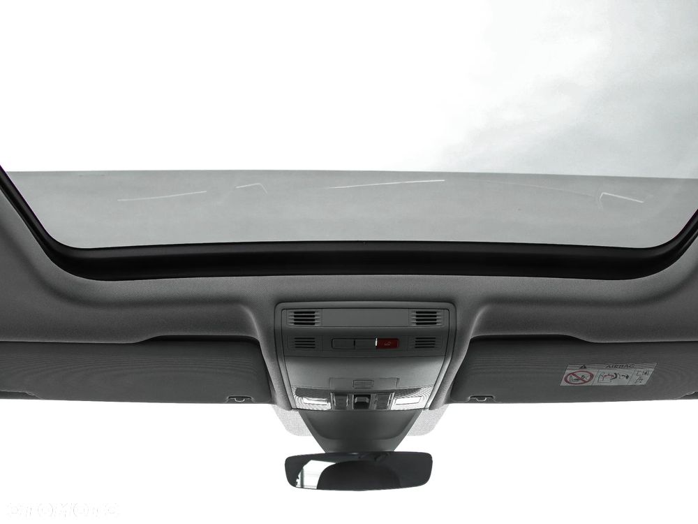 Volkswagen Tiguan - 17