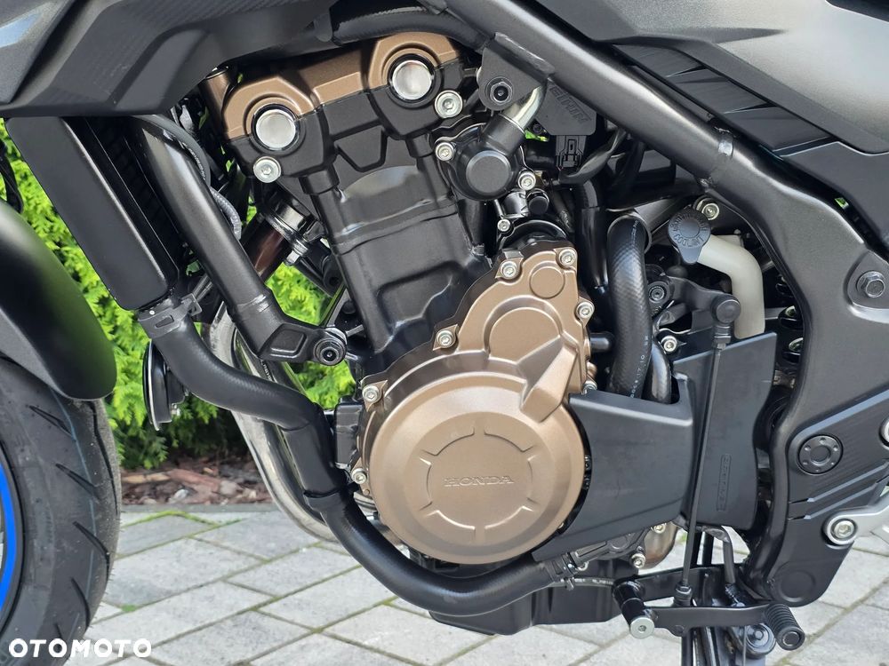 Honda CB - 22