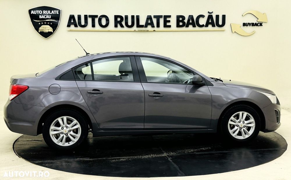 Chevrolet Cruze - 4