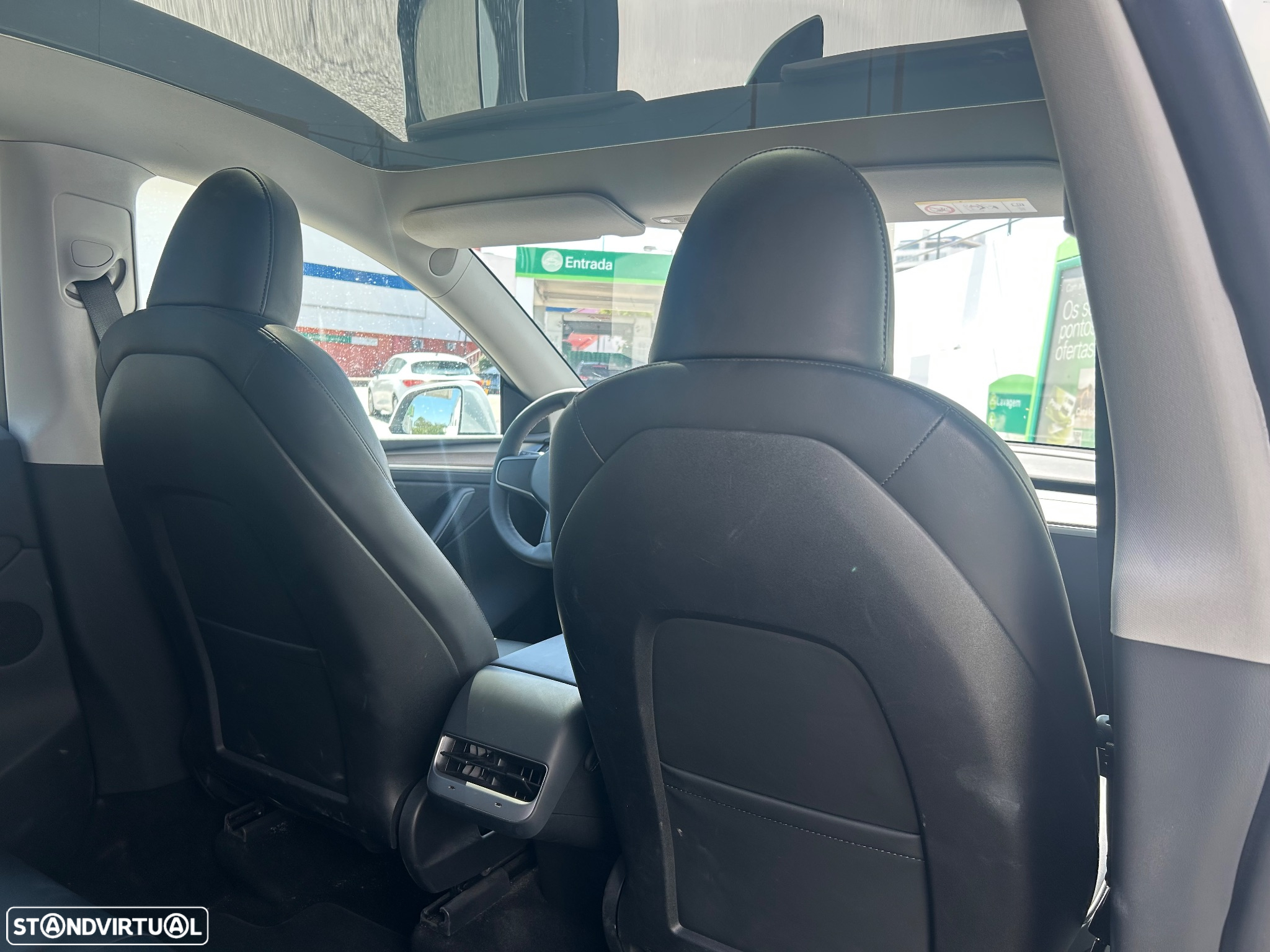 Tesla Model Y RWD - 6