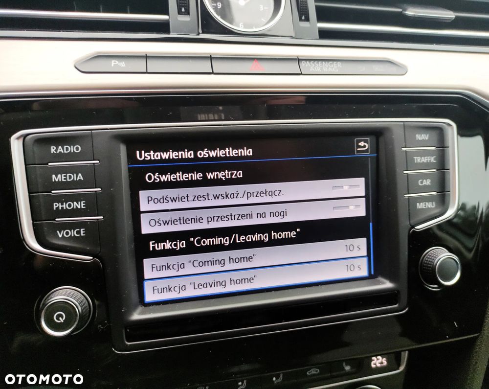 Volkswagen Passat - 13
