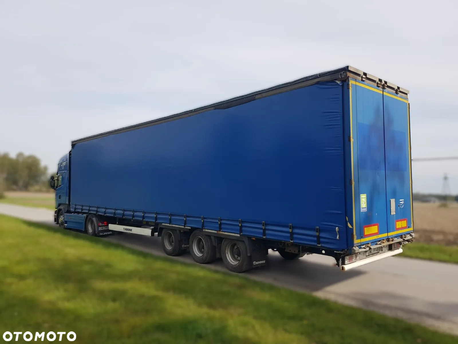 Krone FIRANKA KRONE MEGA 3H do transportu Intermodalnego .posiada mocowania i haki promowe do dzwigów suwnic kalmarów komplet pasów - 6