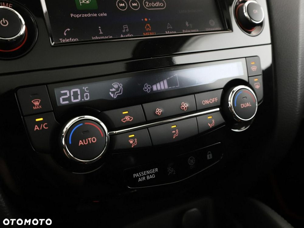 Nissan Qashqai 1.3 DIG-T N-Connecta EU6d - 27