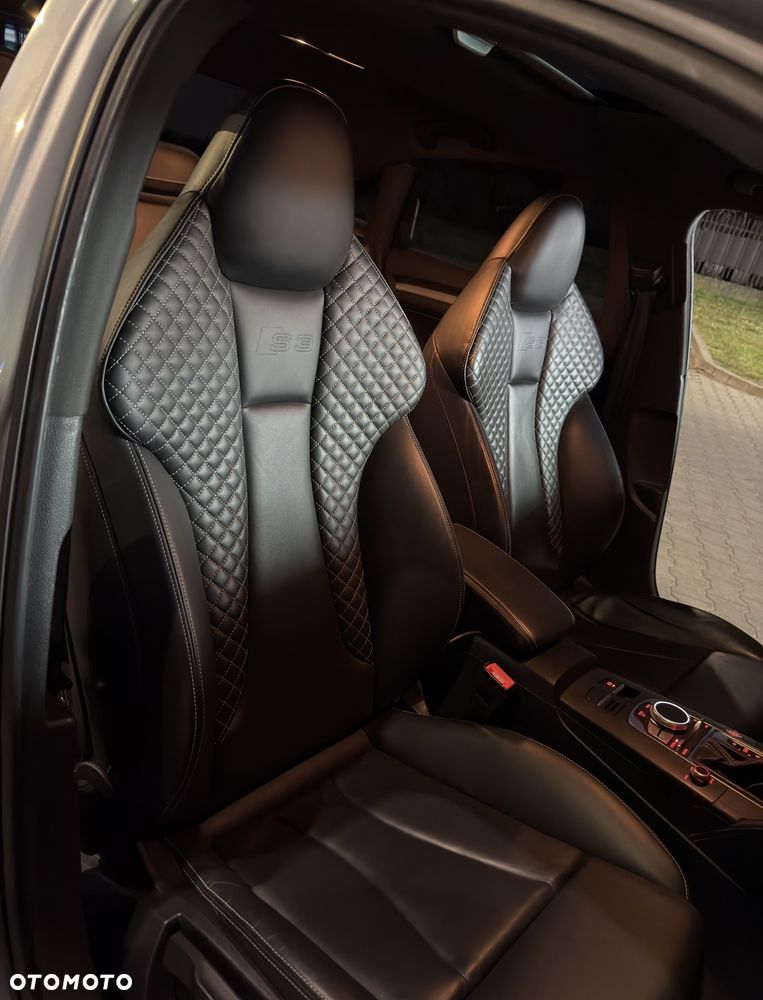 Audi S3 Limousine S tronic - 11