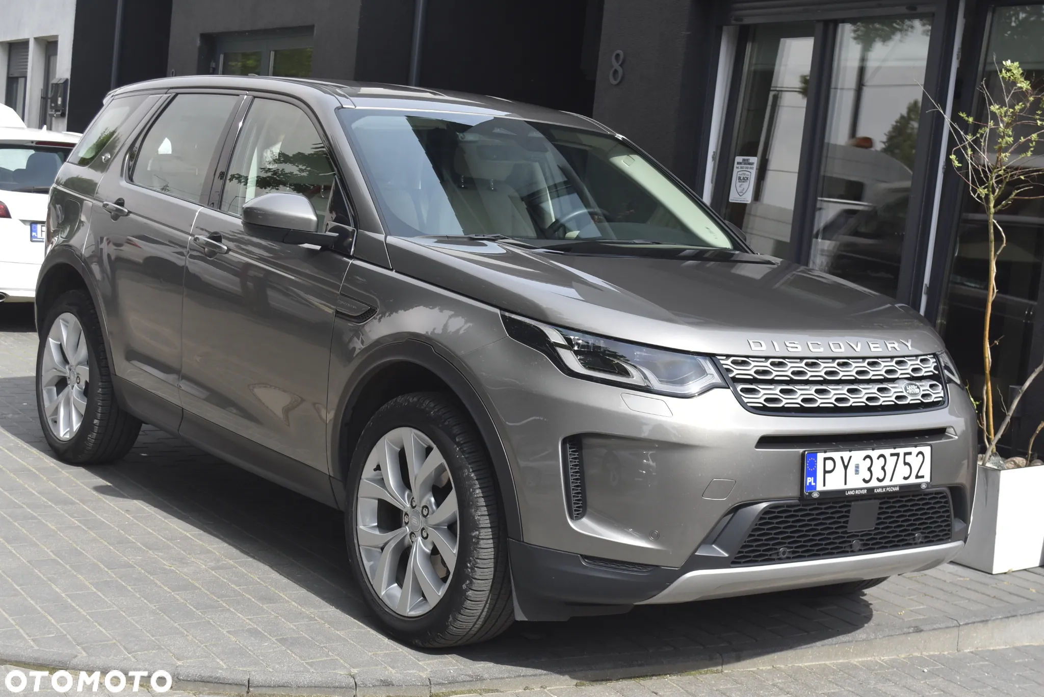 Land Rover Discovery Sport - 2