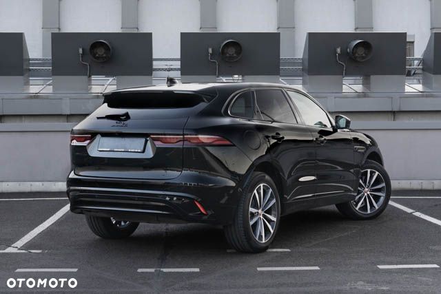 Jaguar F-Pace - 4