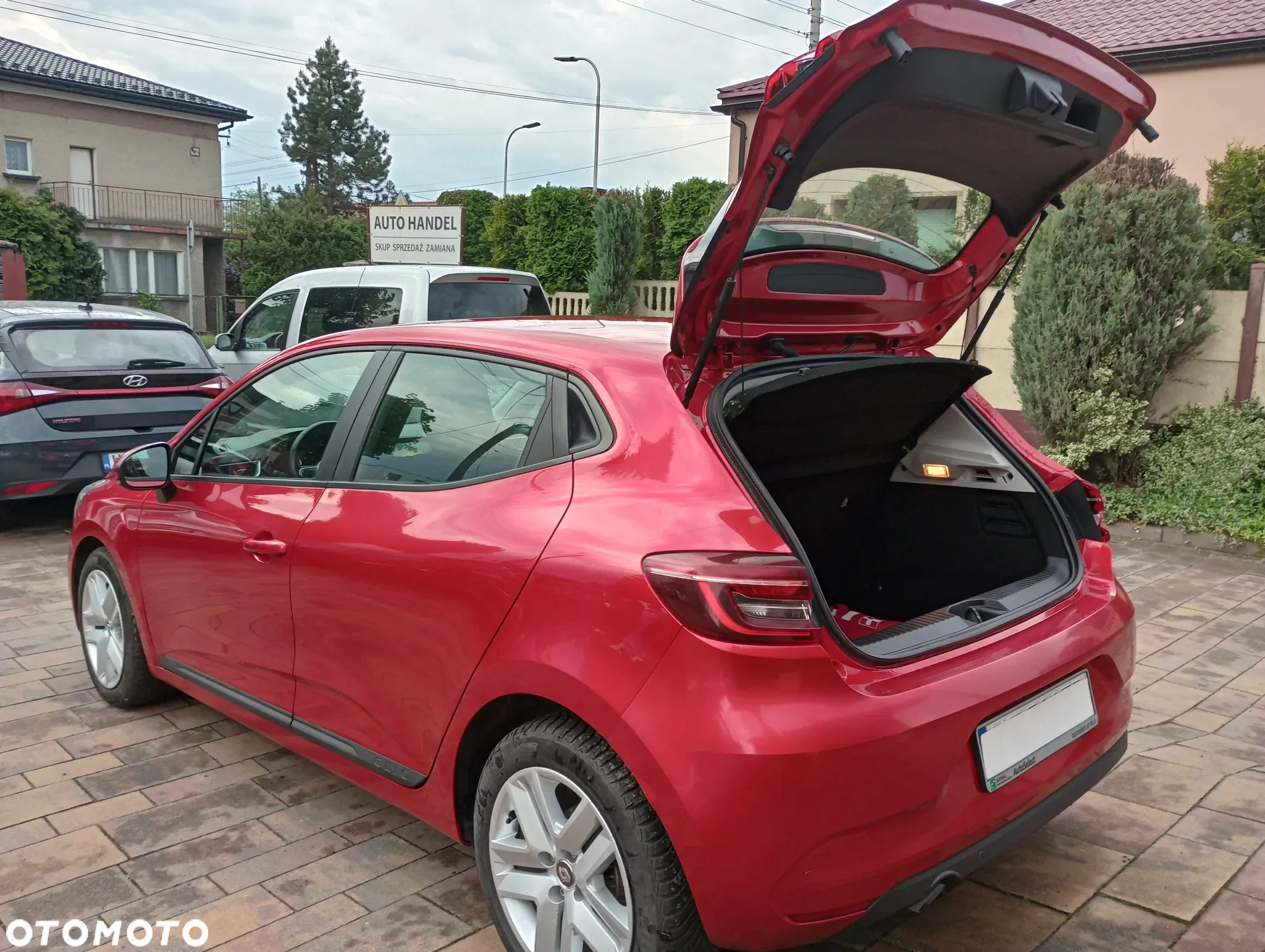 Renault Clio - 9