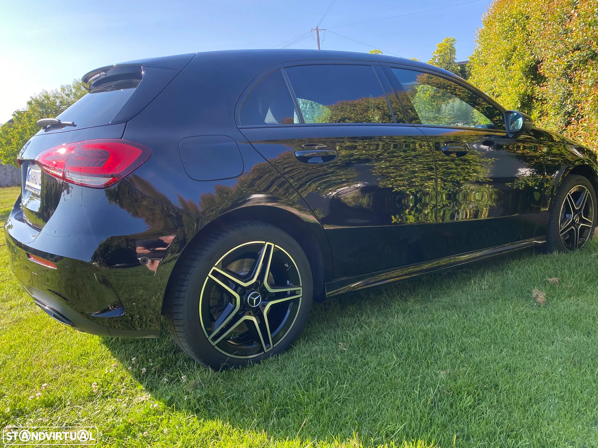 Mercedes-Benz A 250 e AMG Line - 11