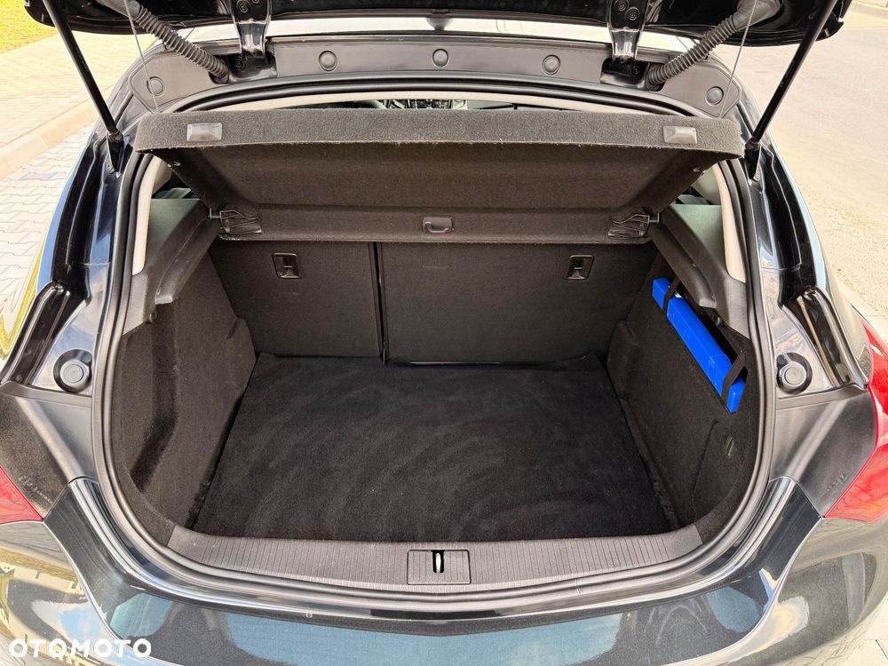 Opel Astra 1.4 T Essentia - 36