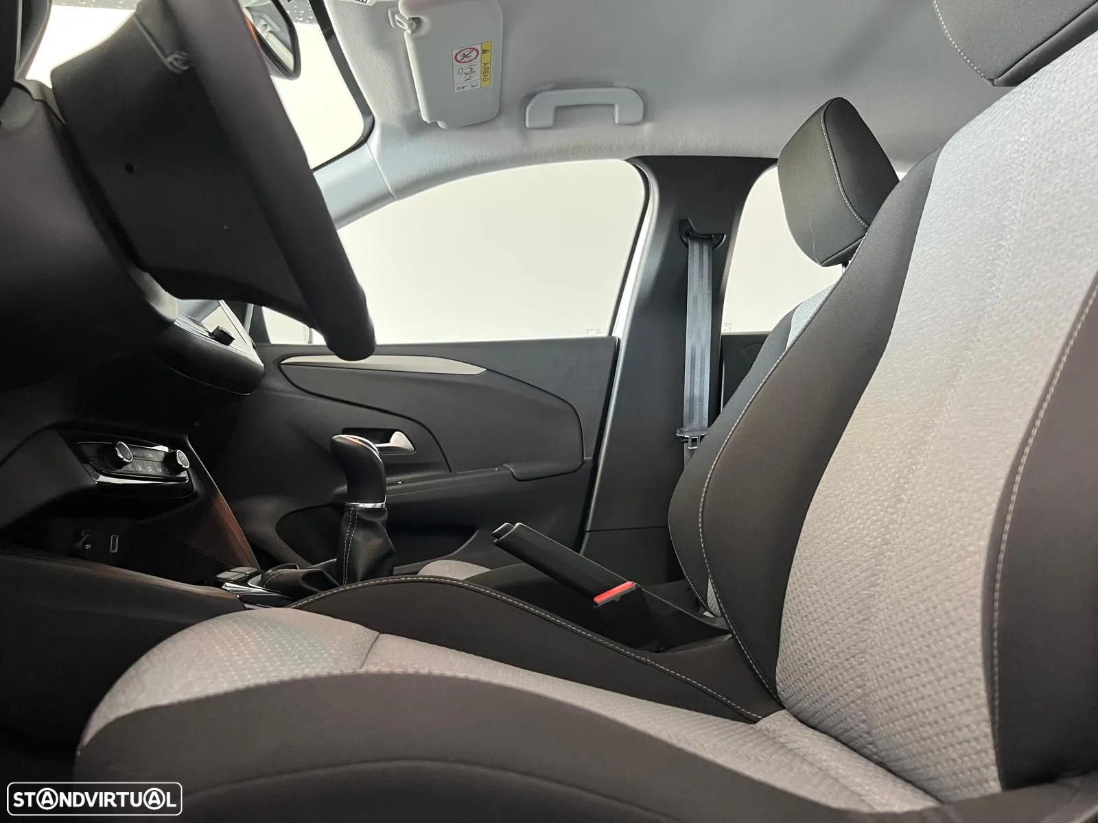 Opel Corsa 1.2 - 10