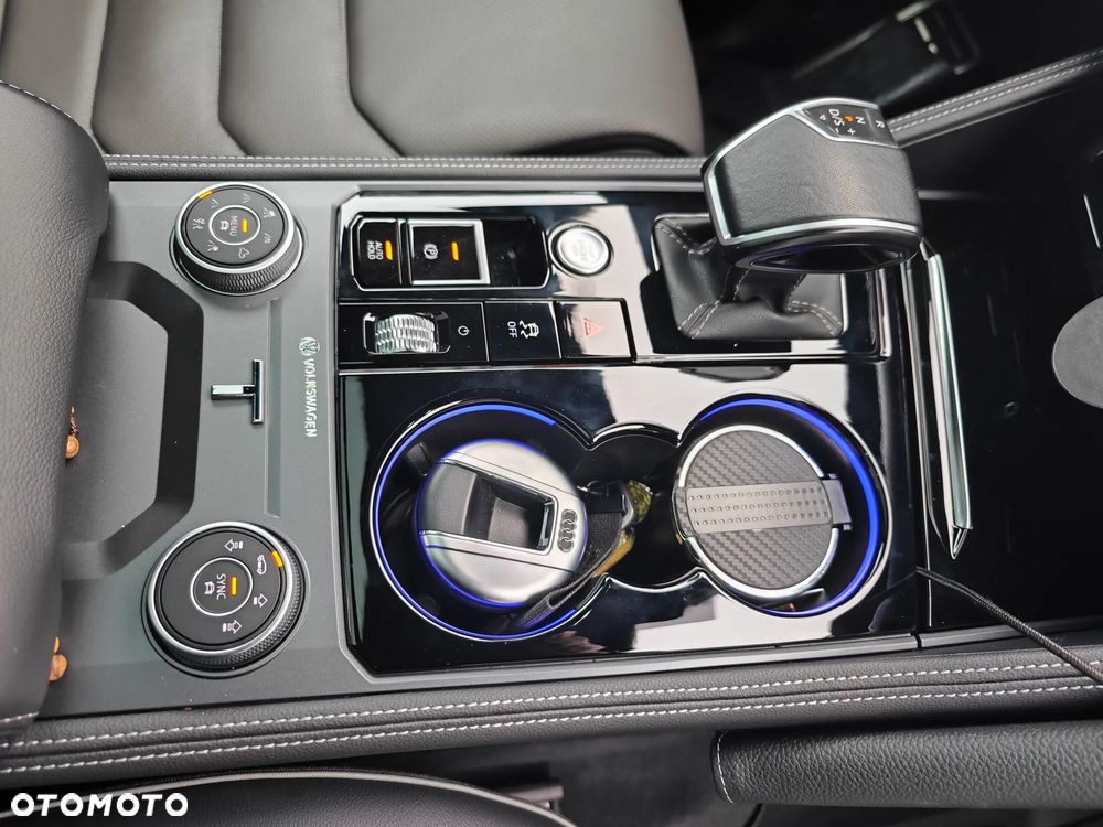 Volkswagen Touareg 3.0 V6 TDI SCR 4Mot R-Line - 18