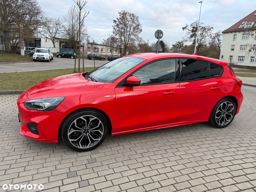 Ford Focus 1.0 EcoBoost ST-Line Red ASS - 11