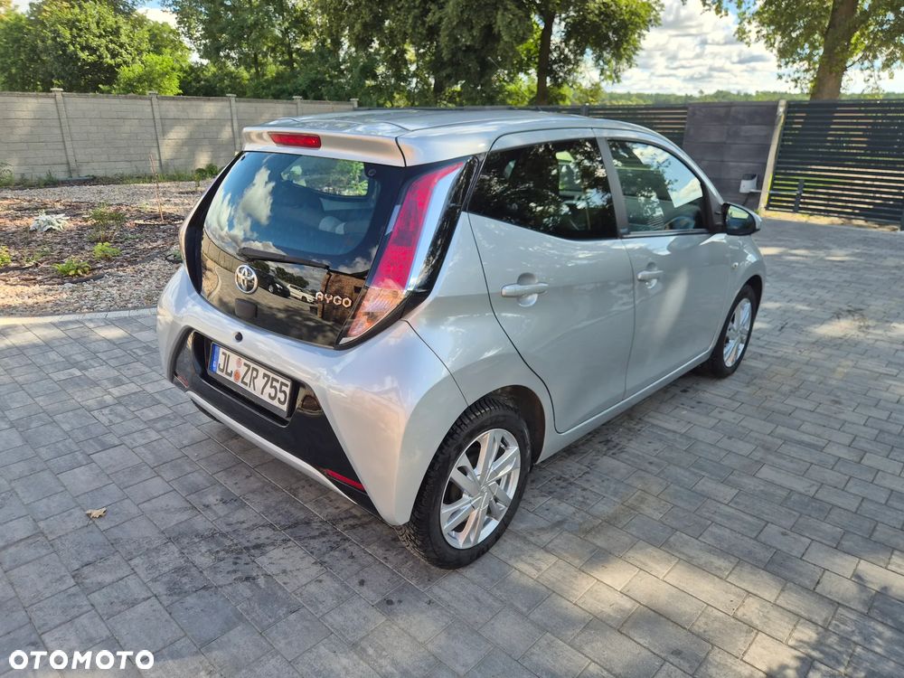 Toyota Aygo x-play Edition-S - 3
