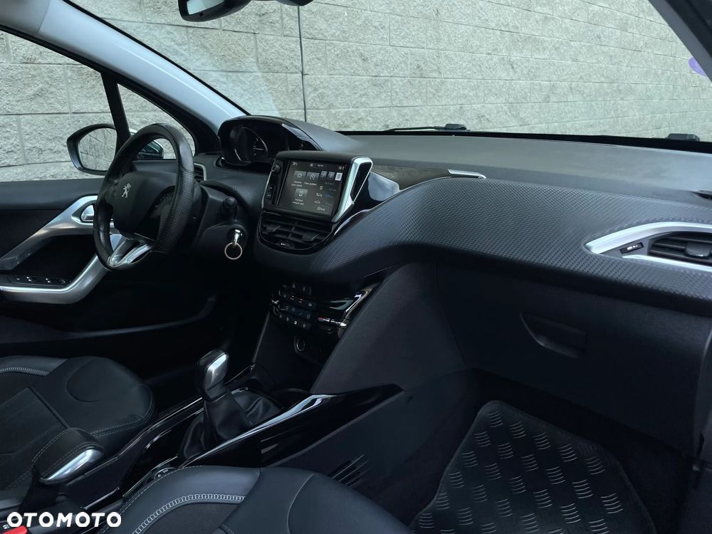 Peugeot 2008 PureTech 110 Stop&Start Allure - 15