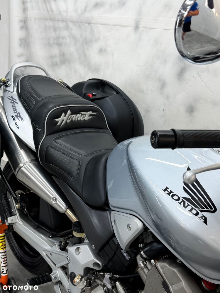 Honda Hornet - 15