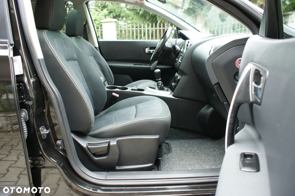 Nissan Qashqai+2 - 8