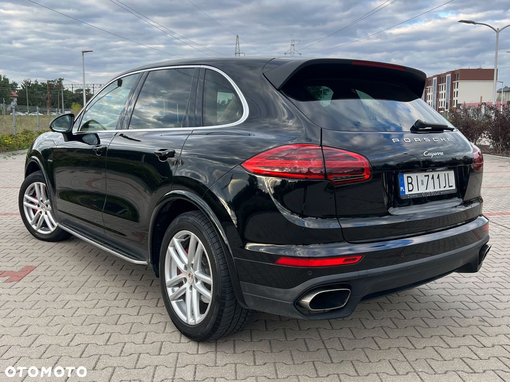 Porsche Cayenne Diesel Platinum Edition - 8