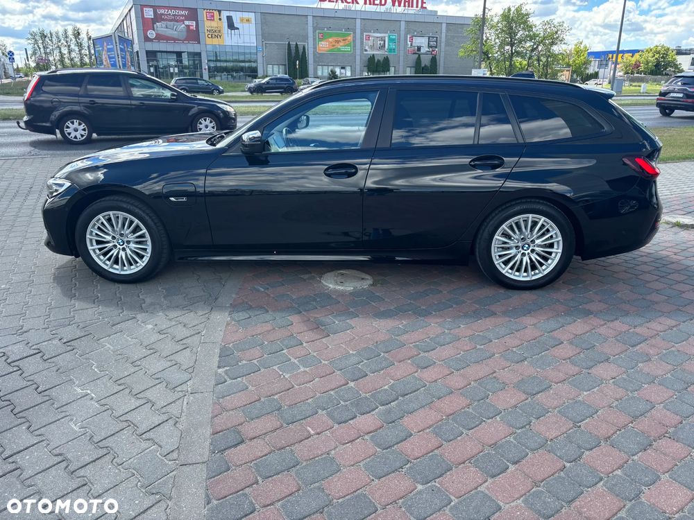 BMW Seria 3 320e - 31