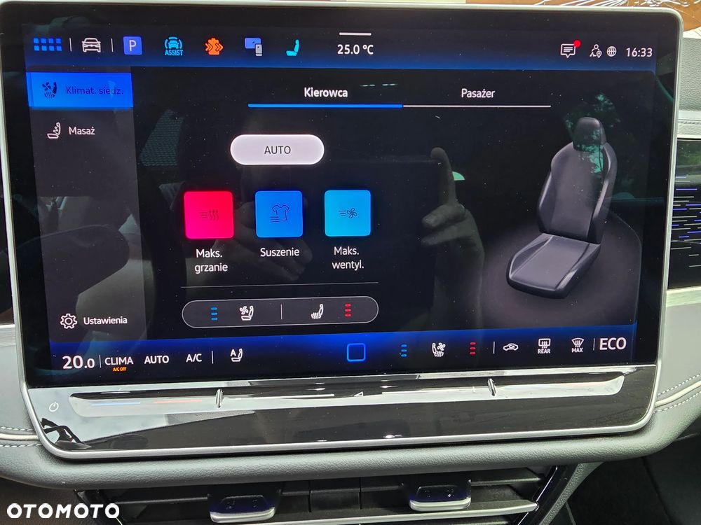 Volkswagen Passat - 12