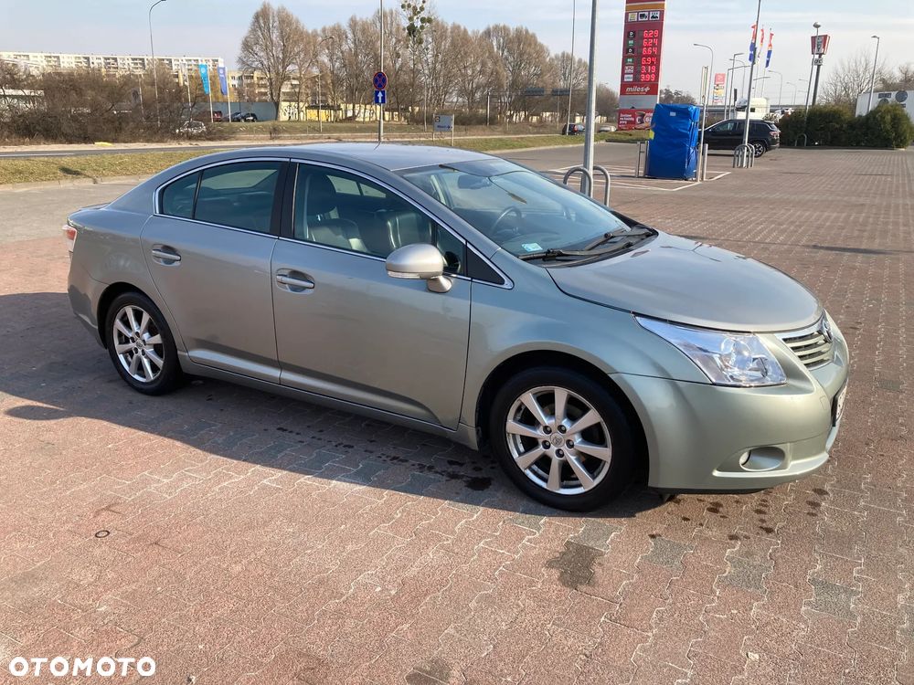 Toyota Avensis 2.0 D-4D 2010 - 3