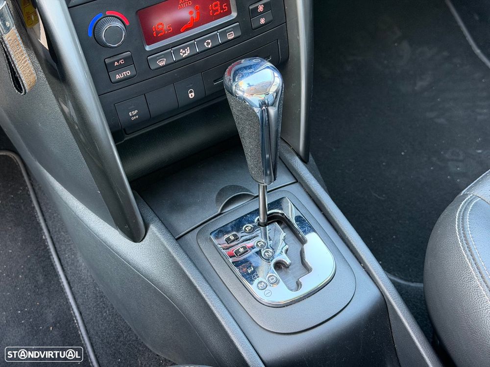 Peugeot 207 CC 120 VTi Auto Allure - 30