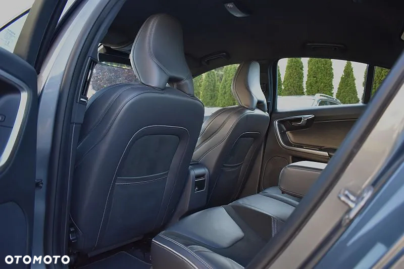 Volvo S60 D3 Drive-E R-Design Momentum - 18