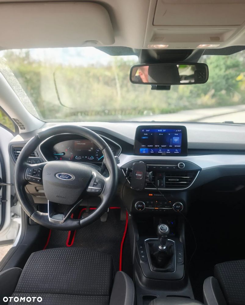 Ford Focus 2.0 EcoBlue Titanium Business - 9