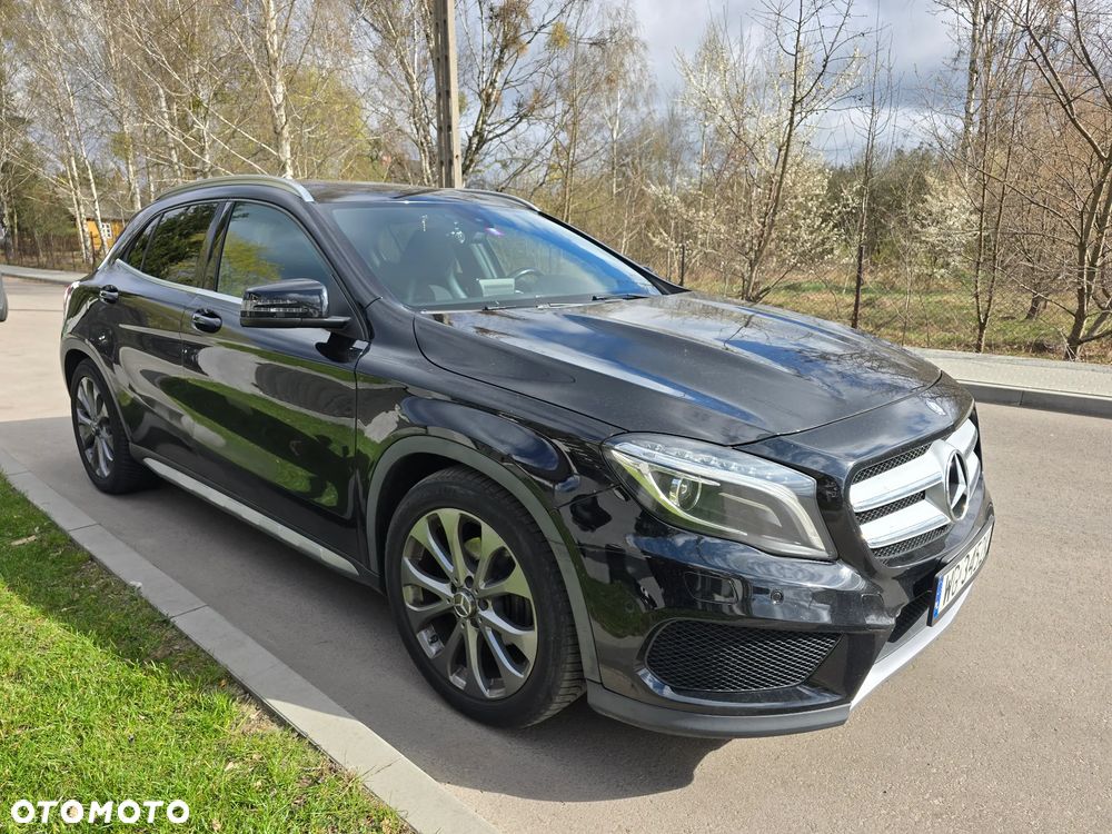 Mercedes-Benz GLA 200 d 7G-DCT AMG Line - 1