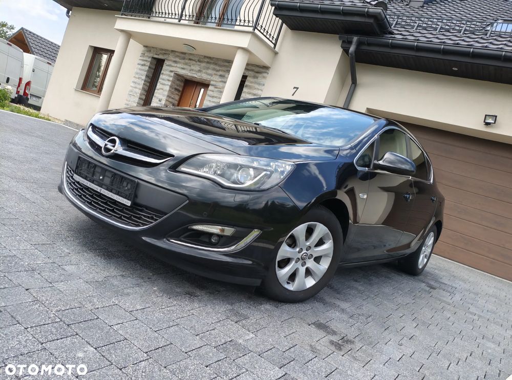 Opel Astra 1.4 Turbo Exklusiv - 12