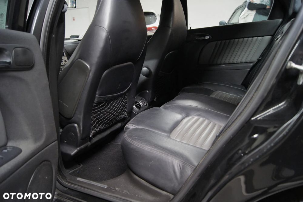 Alfa Romeo 156 3.2 V6 24V GTA - 13