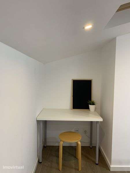 Alugo apartamento  T1 - Grande imagem: 4/8